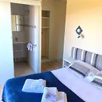 Le Plaisance Hotel 2*