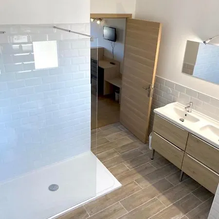 Le Plaisance Otel 2*