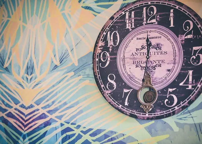 Le Plaisance Отель 2*